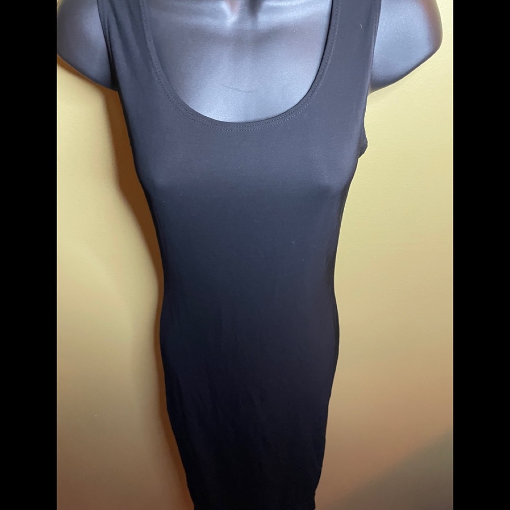 Ing Black Sleeveless Dress